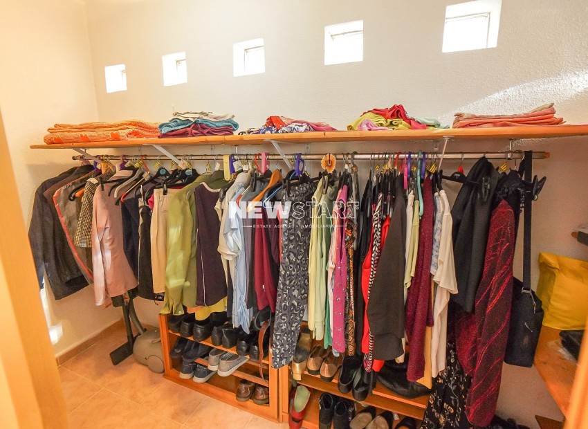 Resale - Detached - La Marina - Urb. La Marina