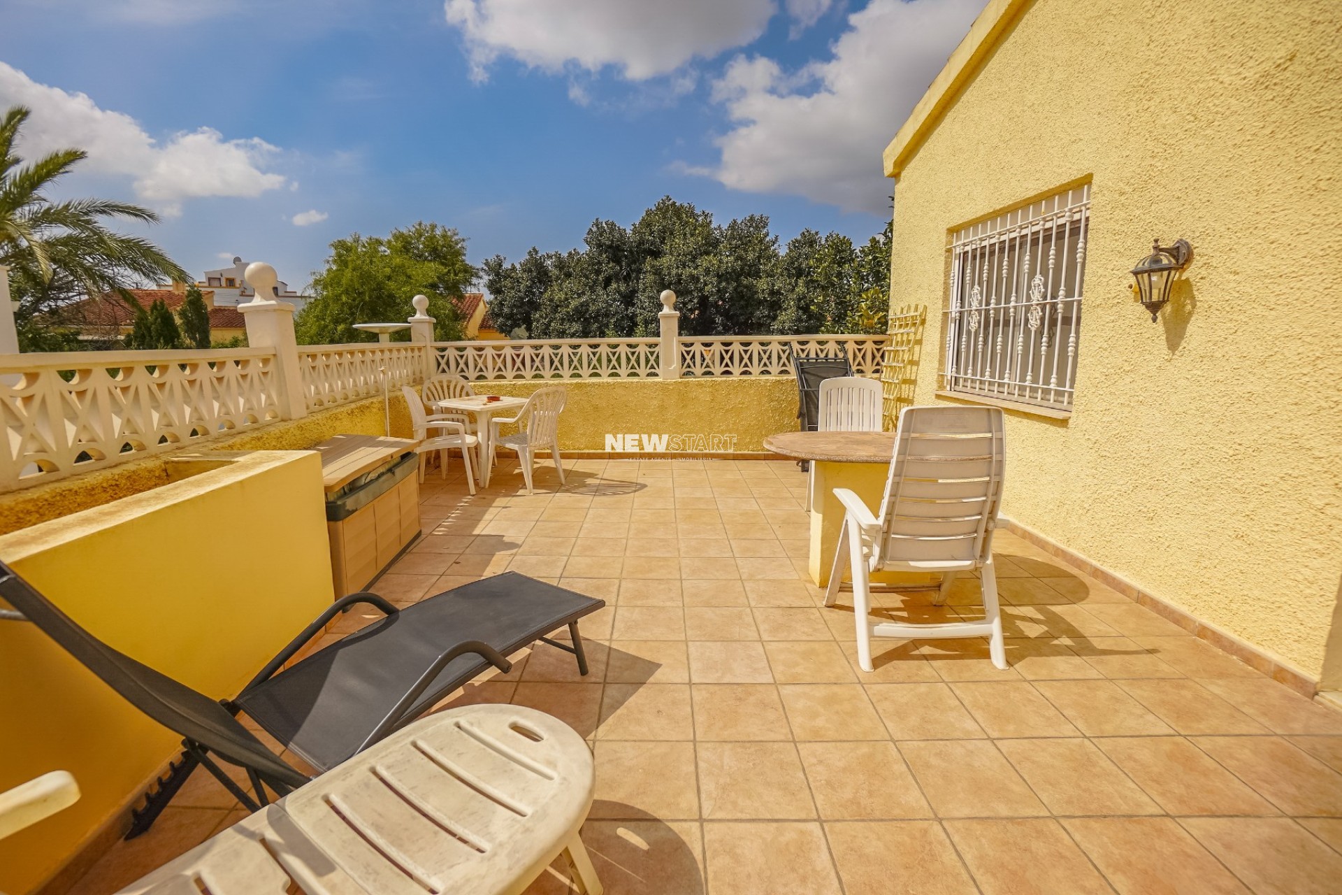 Resale - Detached - La Marina - Urb. La Marina