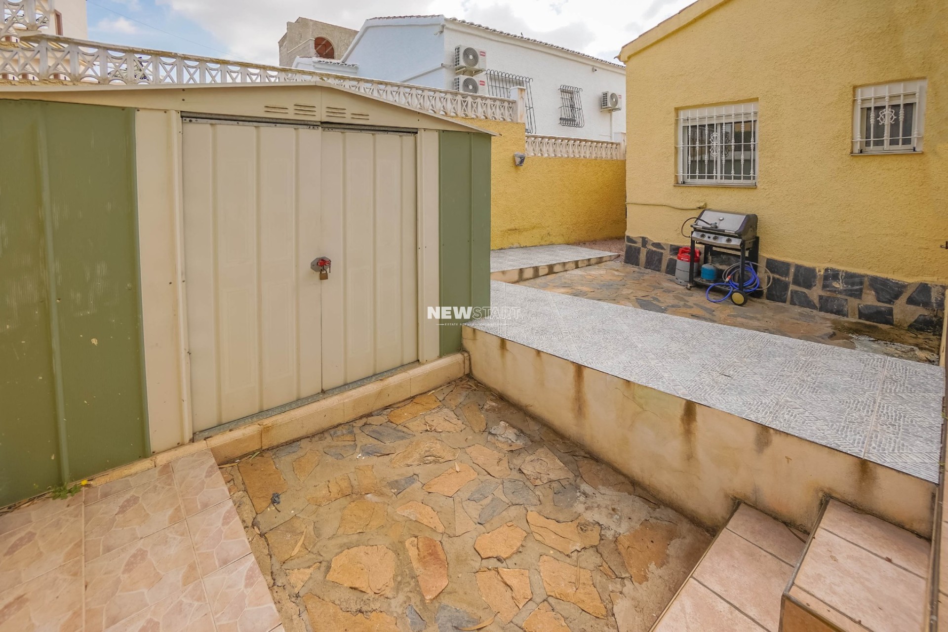 Resale - Detached - La Marina - Urb. La Marina