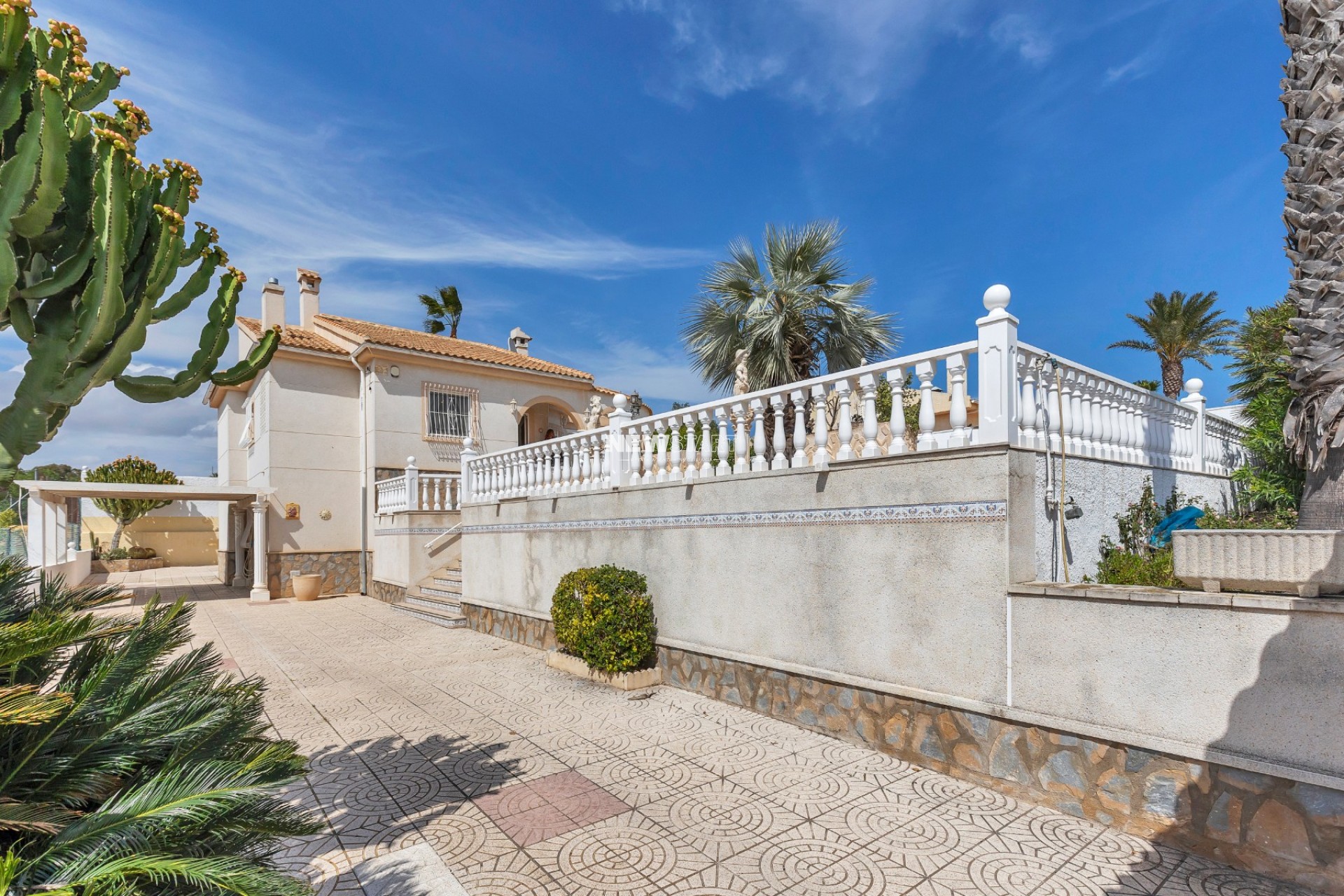 Resale - Detached - La Marina - Urb. La Marina