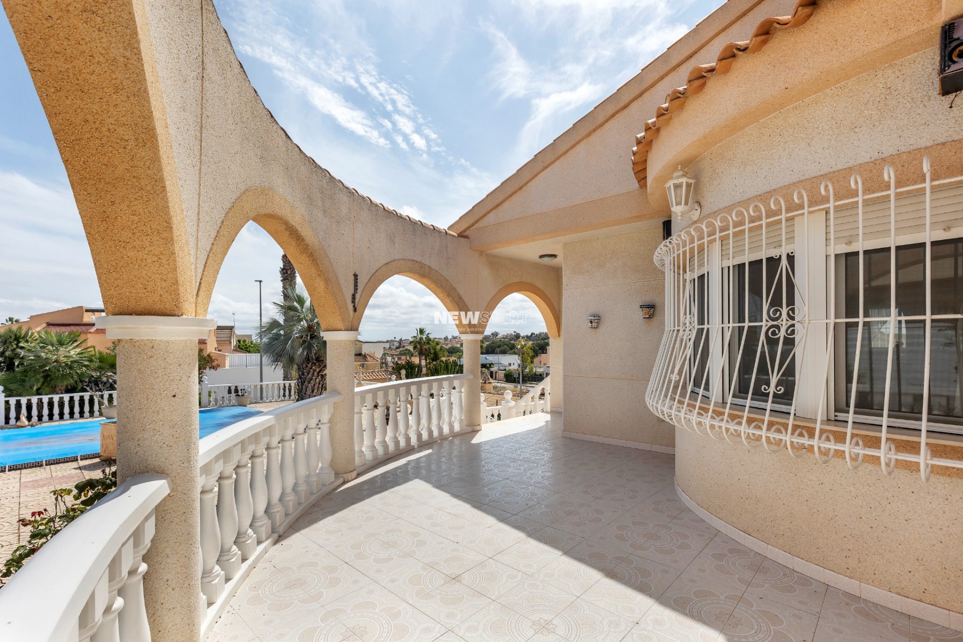 Resale - Detached - La Marina - Urb. La Marina