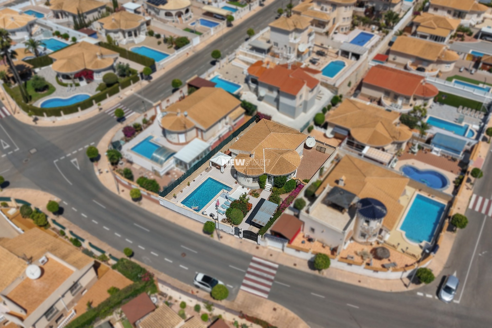 Resale - Detached - La Marina - Urb. La Marina