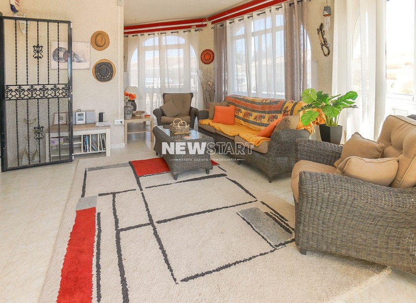 Resale - Detached - La Marina - Urb. La Marina