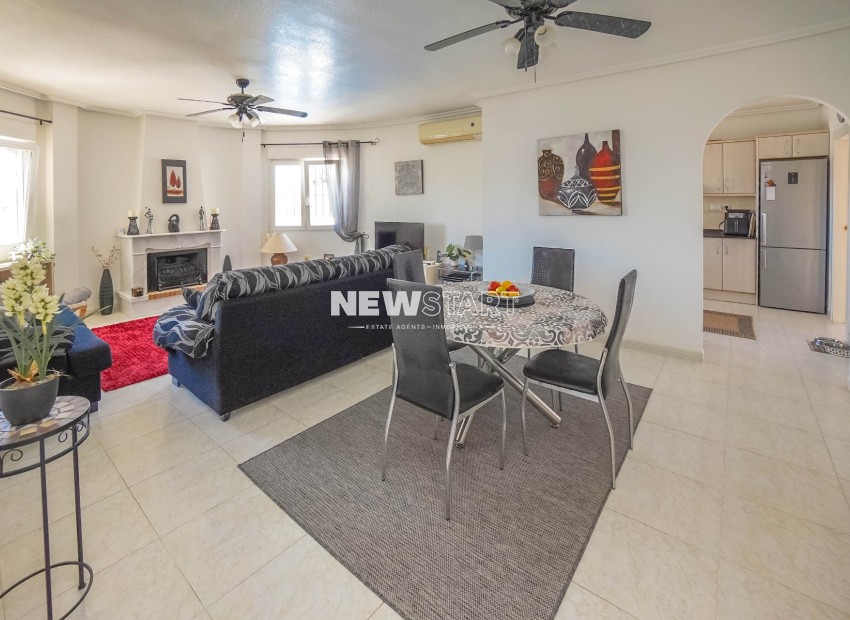 Resale - Detached - La Marina - Urb. La Marina
