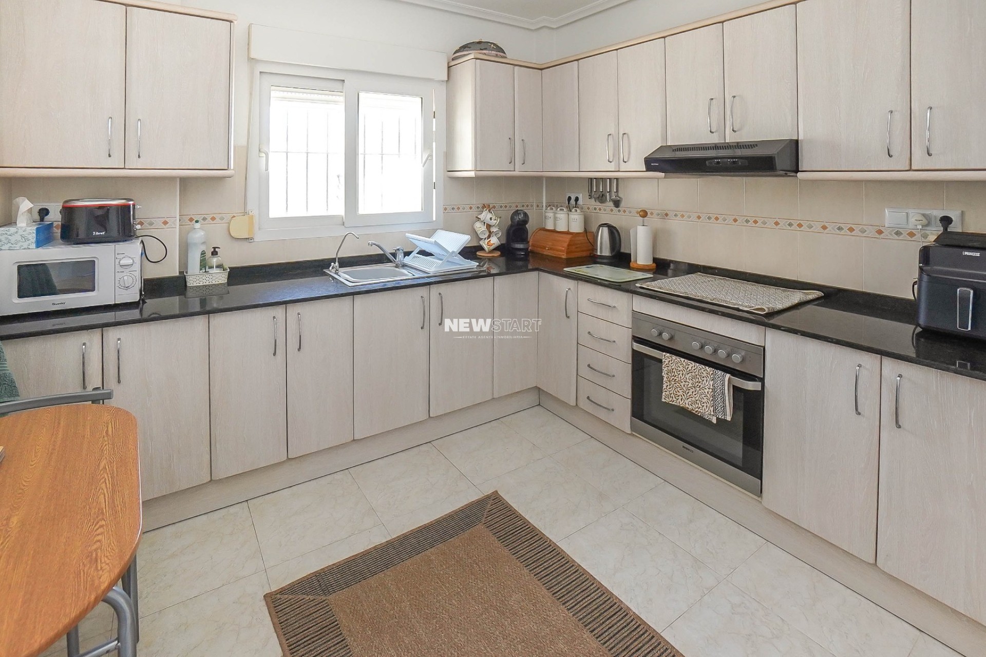 Resale - Detached - La Marina - Urb. La Marina