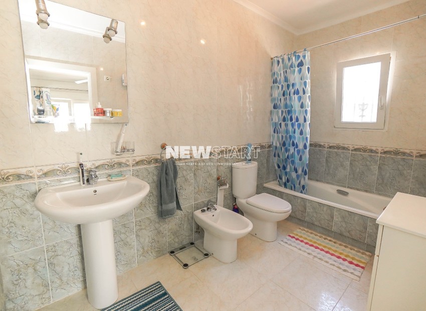 Resale - Detached - La Marina - Urb. La Marina