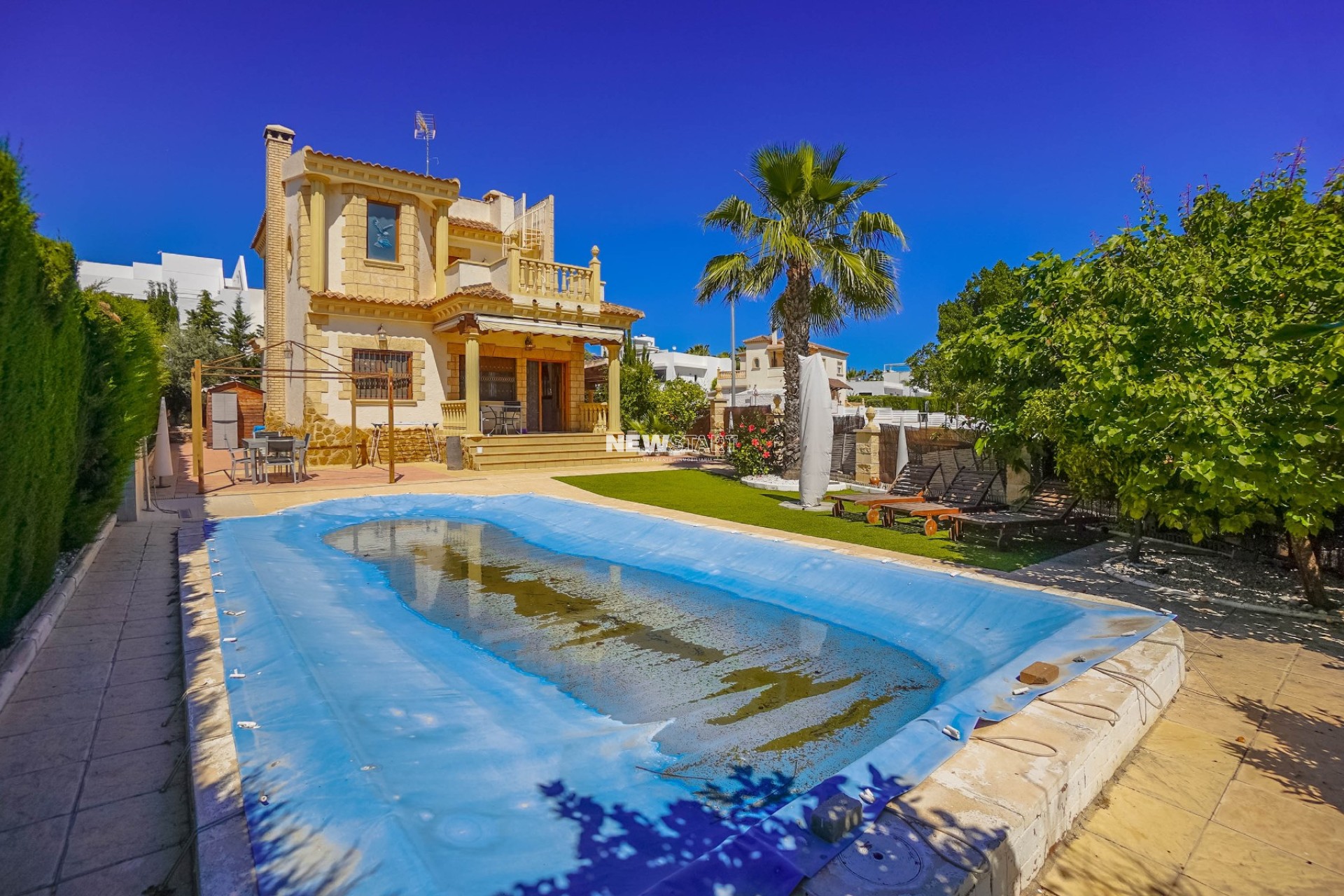 Resale - Detached - La Marina - Urb. La Marina