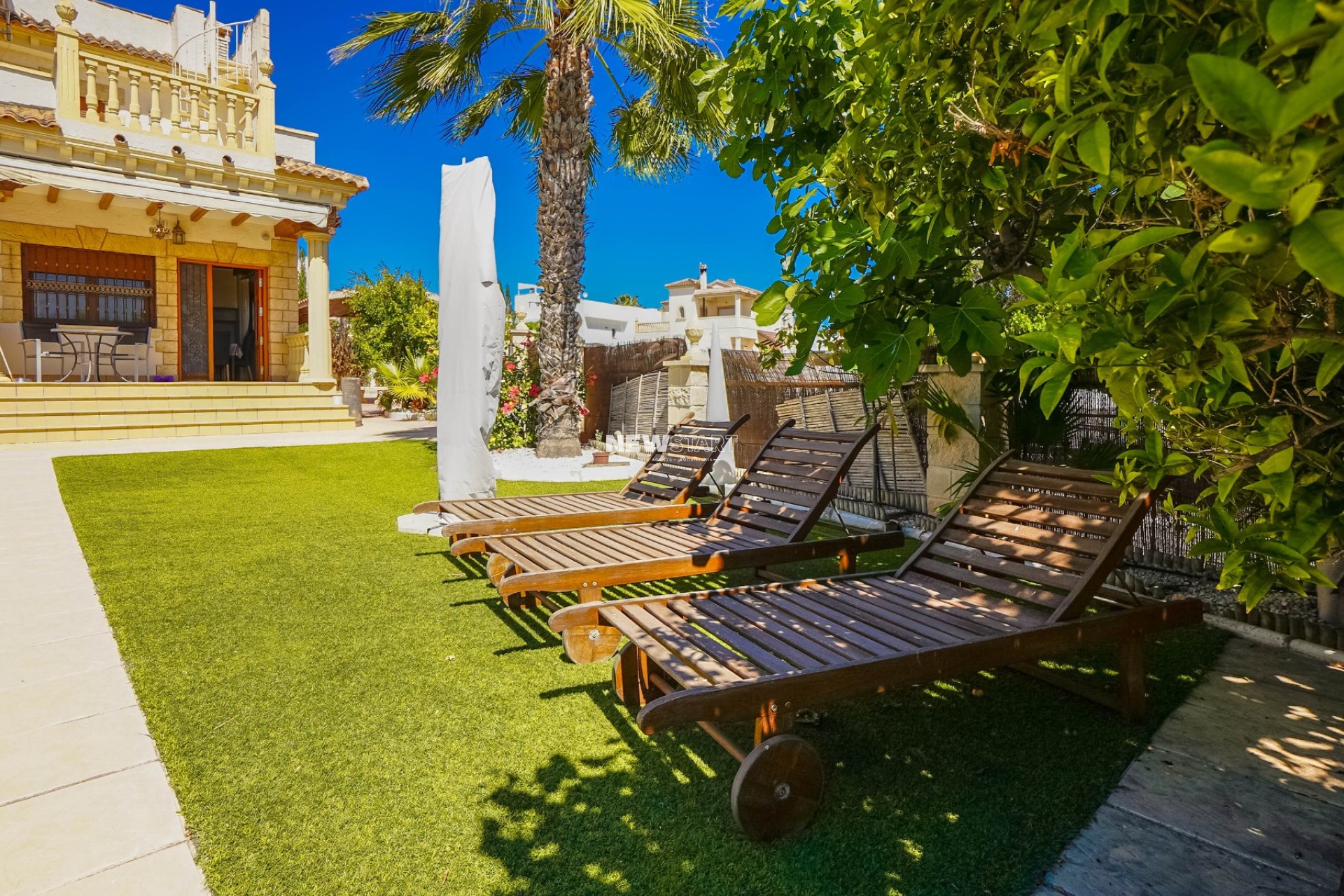 Resale - Detached - La Marina - Urb. La Marina