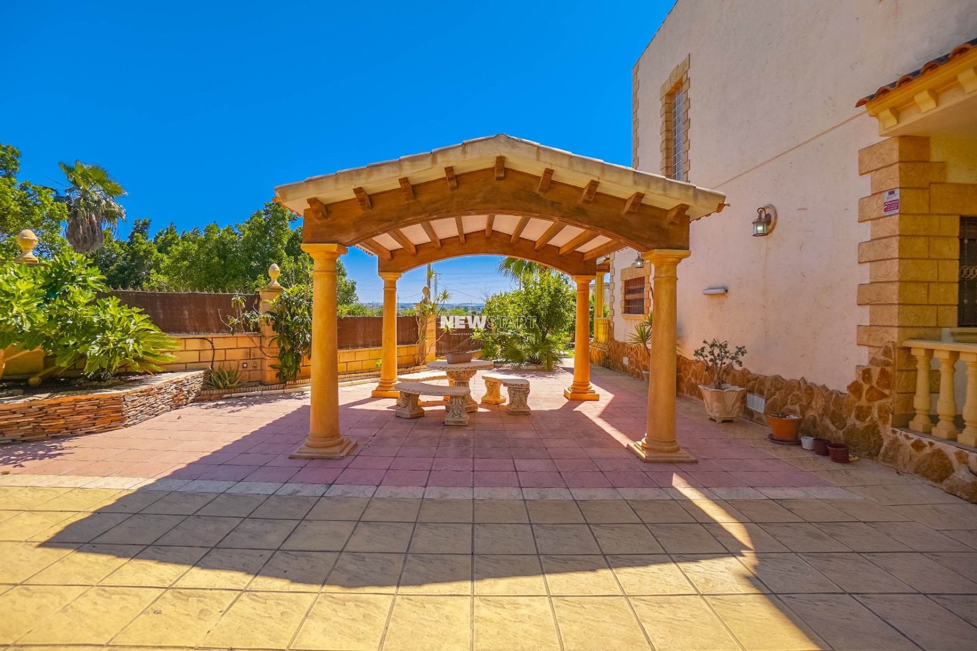 Resale - Detached - La Marina - Urb. La Marina
