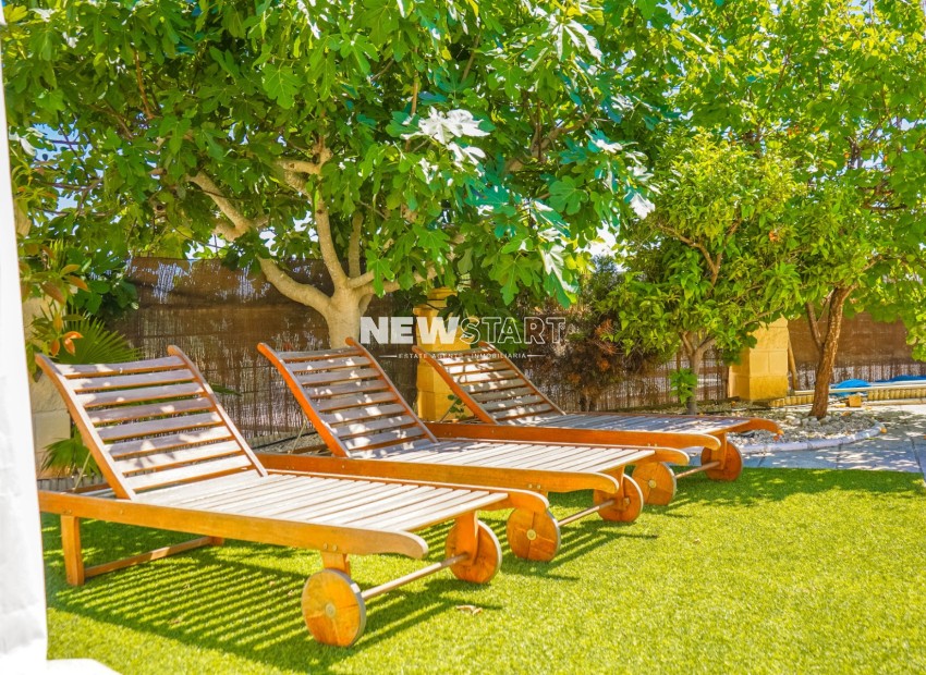 Resale - Detached - La Marina - Urb. La Marina