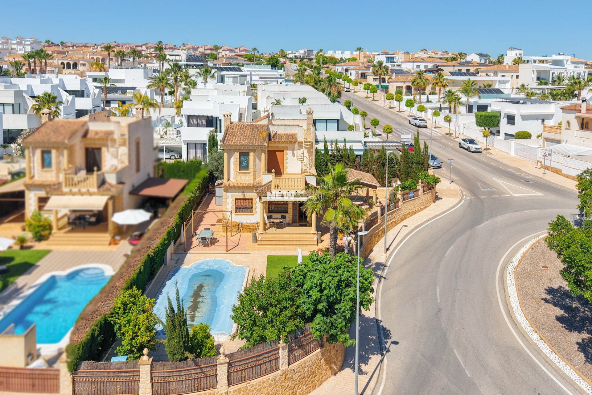 Resale - Detached - La Marina - Urb. La Marina