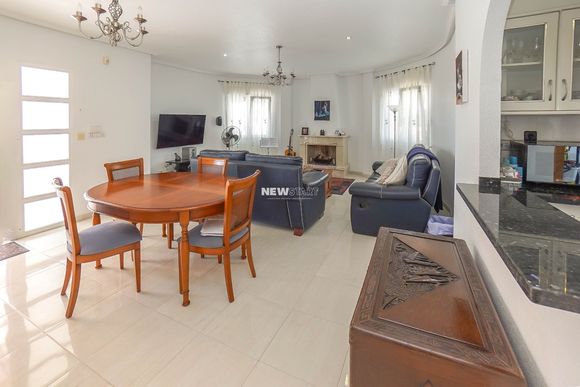 Resale - Detached - La Marina - Urb. La Marina
