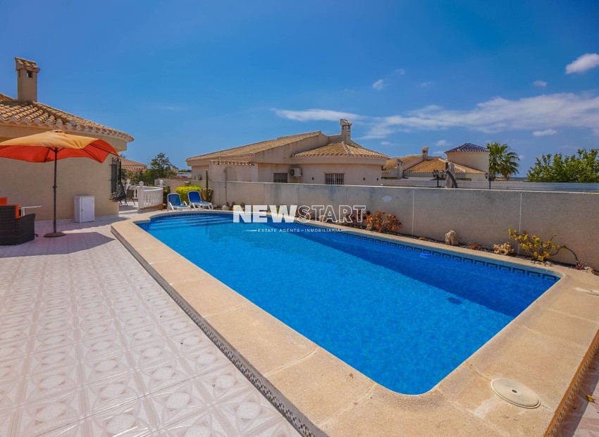 Resale - Detached - La Marina - Urb. La Marina
