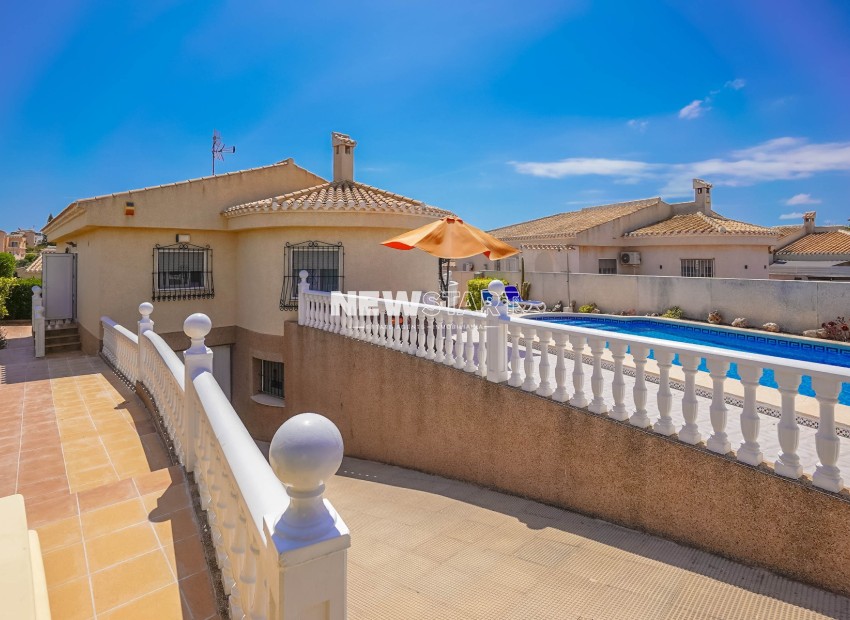 Resale - Detached - La Marina - Urb. La Marina