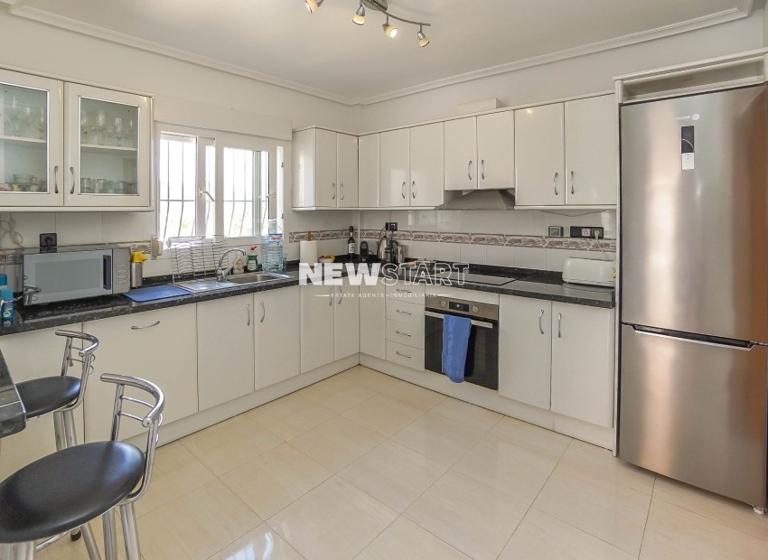 Resale - Detached - La Marina - Urb. La Marina