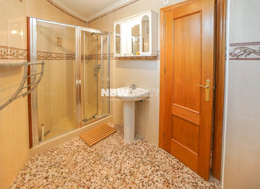 Resale - Detached - La Marina - Urb. La Marina