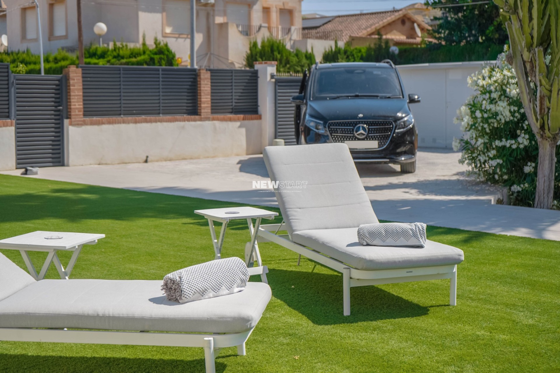 Resale - Detached - La Marina - Urb. La Marina