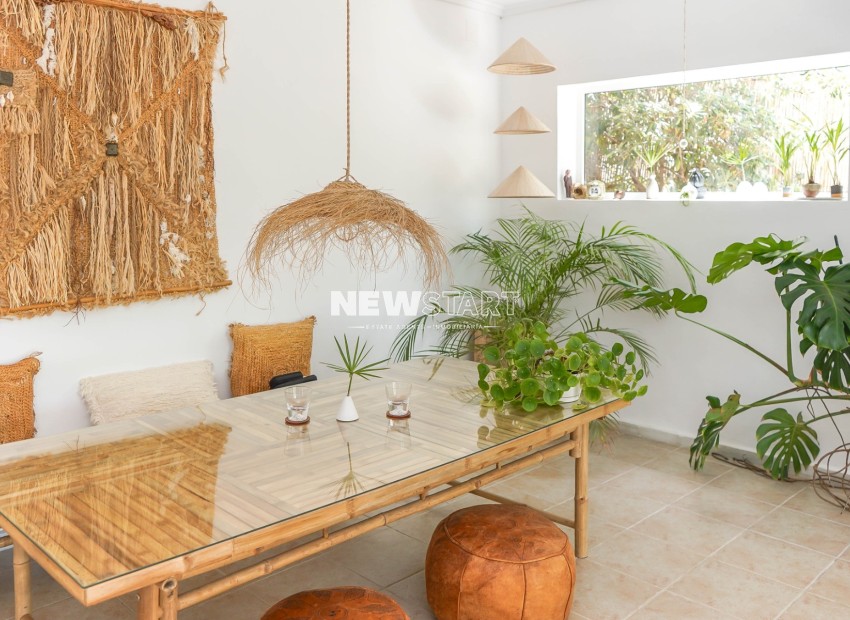 Resale - Detached - La Marina - Urb. La Marina