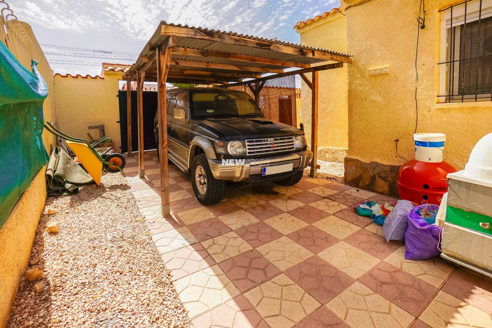 Resale - Detached - La Marina - Urb. La Marina