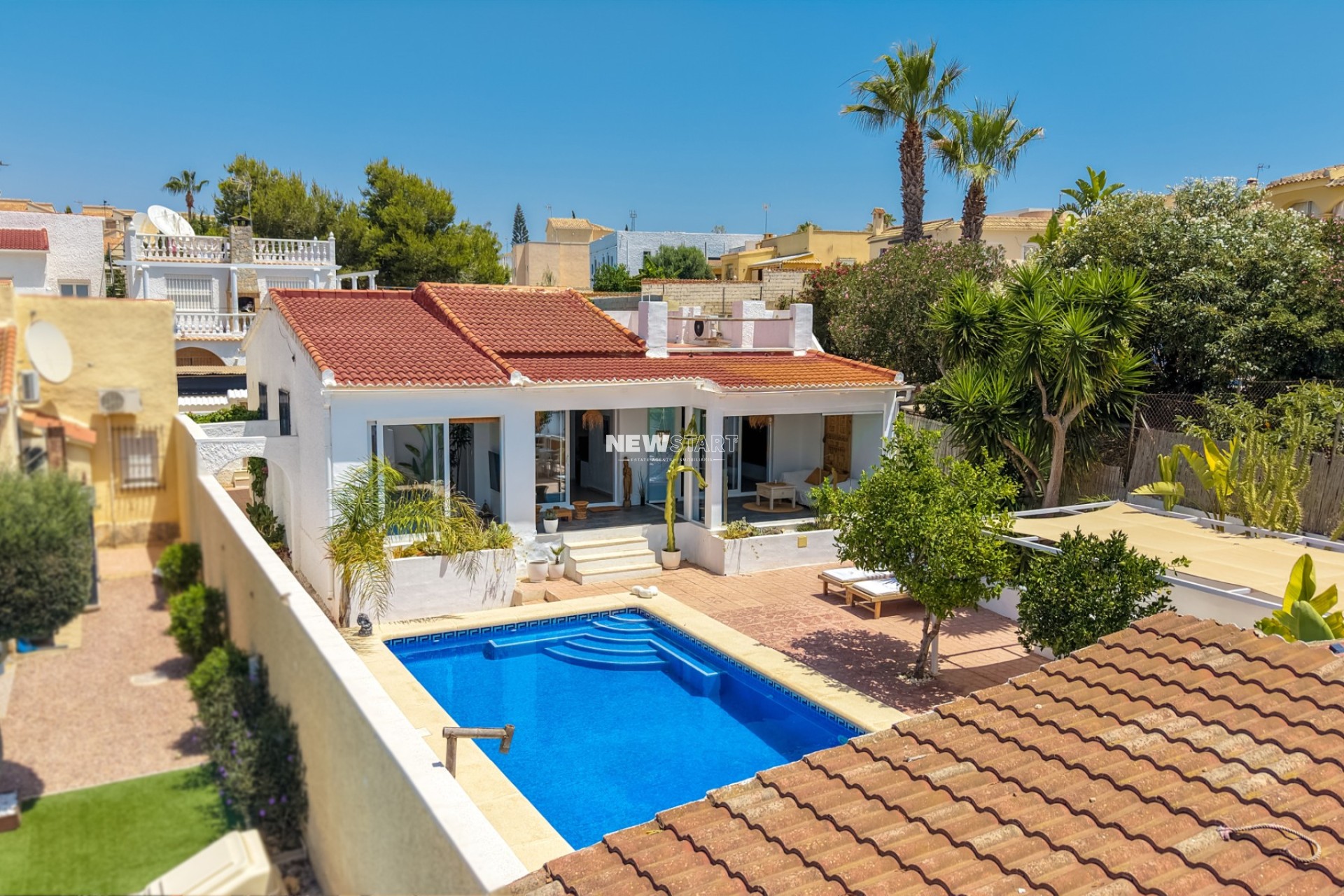 Resale - Detached - La Marina - Urb. La Marina