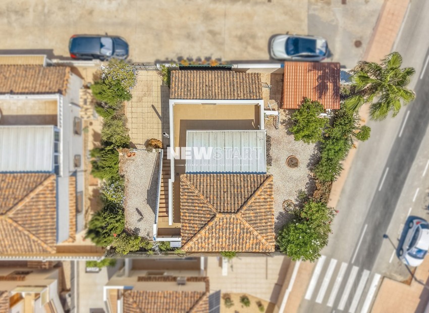 Resale - Detached - La Marina - Urb. La Marina
