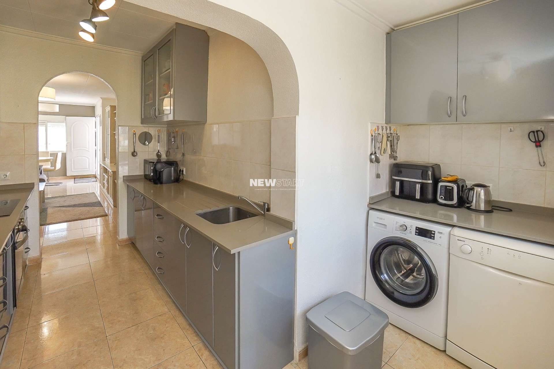 Resale - Detached - La Marina - Urb. La Marina