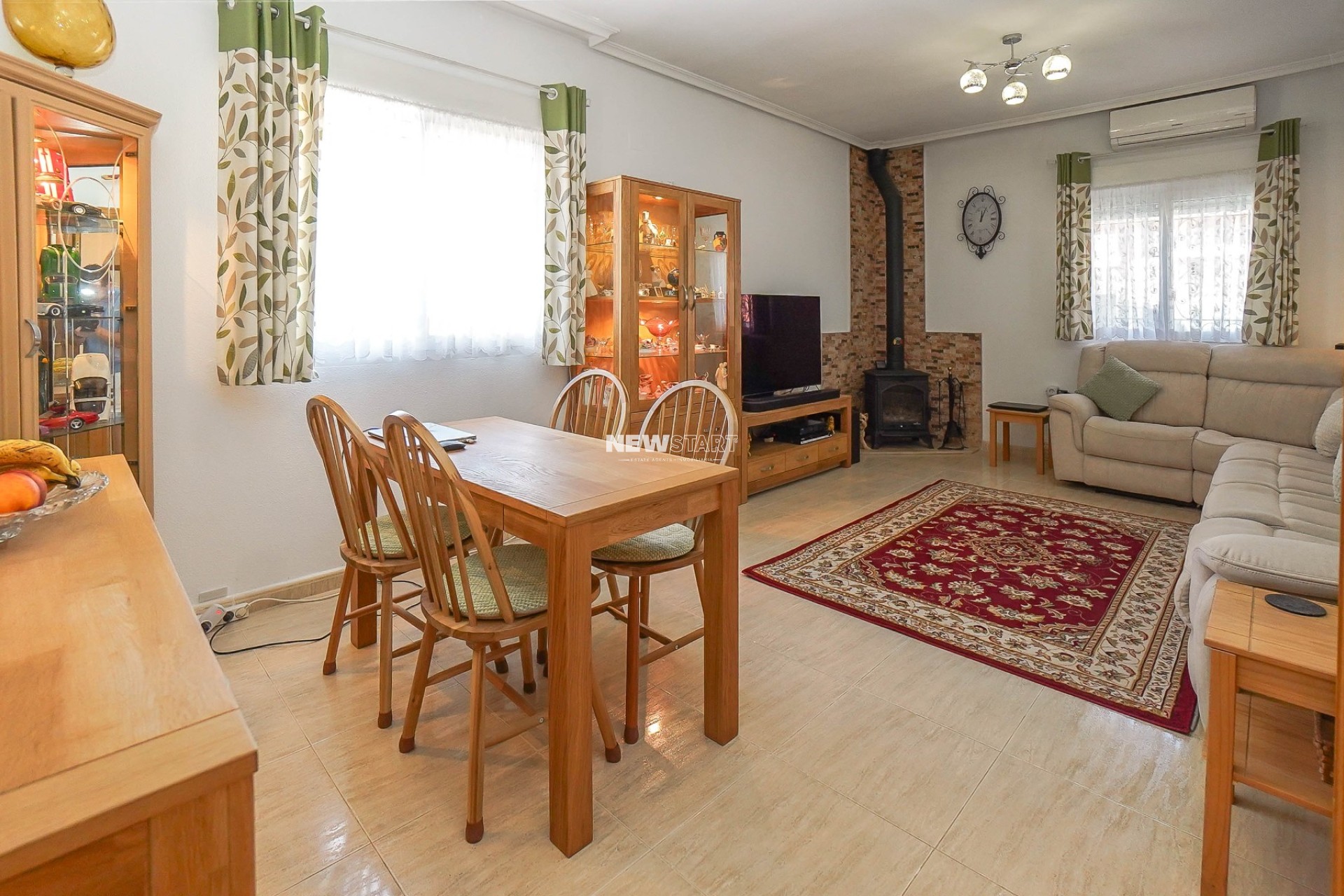 Resale - Detached - La Marina - Urb. La Marina
