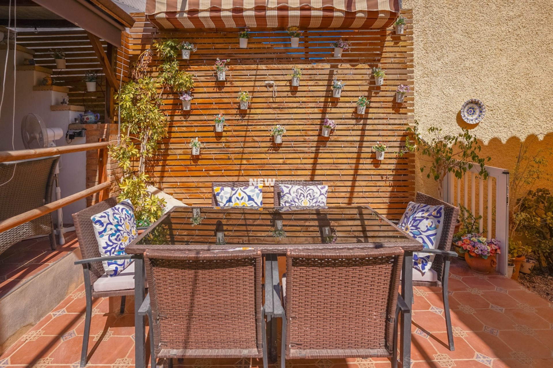 Resale - Detached - La Marina - Urb. La Marina