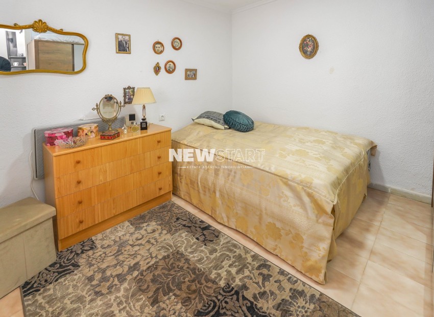 Resale - Detached - La Marina - Urb. La Marina