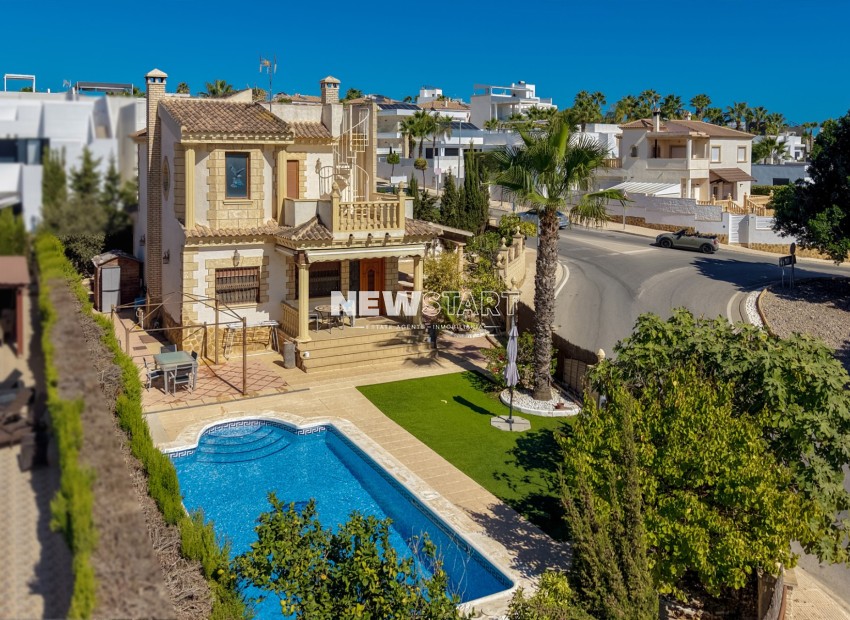 Resale - Detached - La Marina - Urb. La Marina