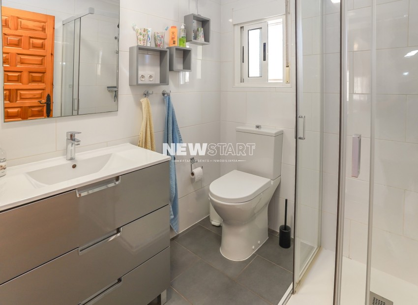 Resale - Detached - La Marina - Urb. La Marina