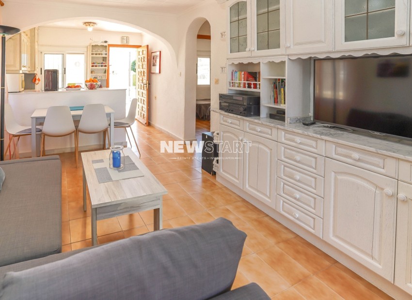 Resale - Detached - La Marina - Urb. La Marina