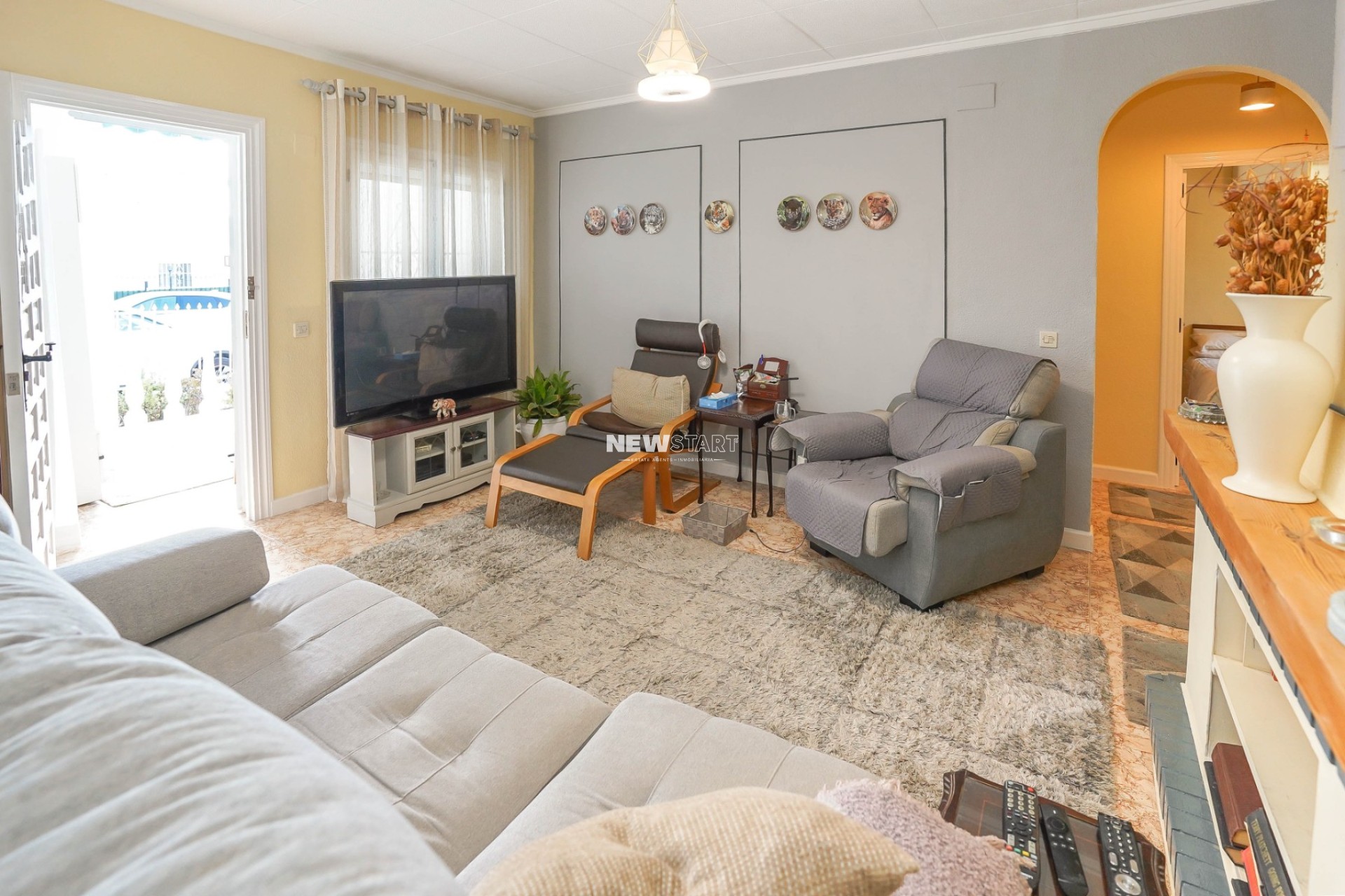 Resale - Detached - La Marina - Urb. La Marina