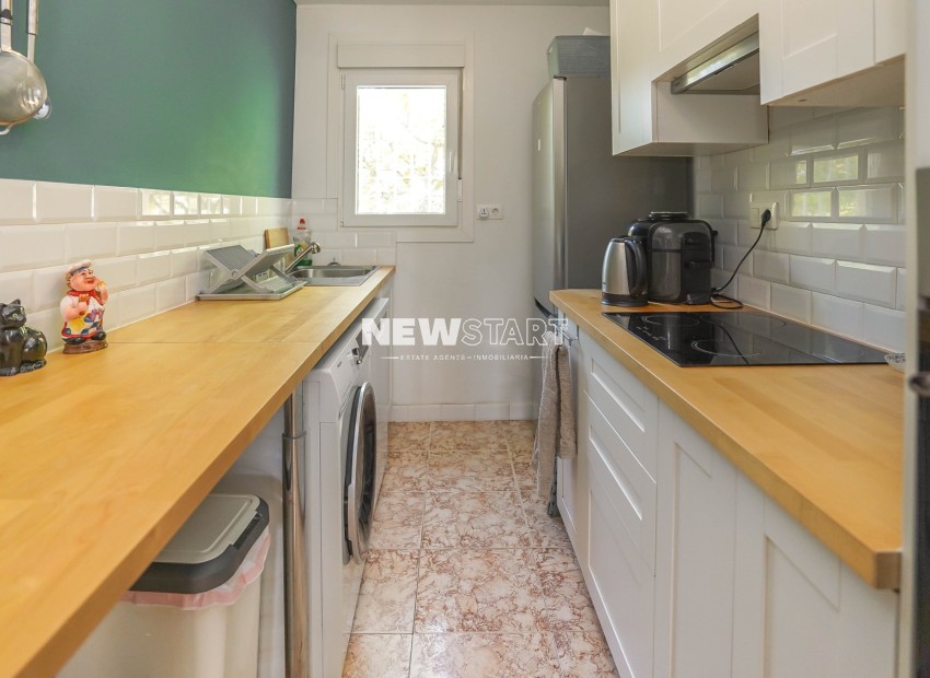 Resale - Detached - La Marina - Urb. La Marina