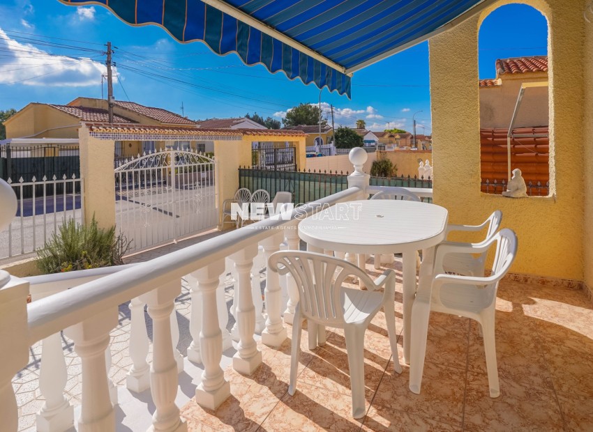 Resale - Detached - La Marina - Urb. La Marina