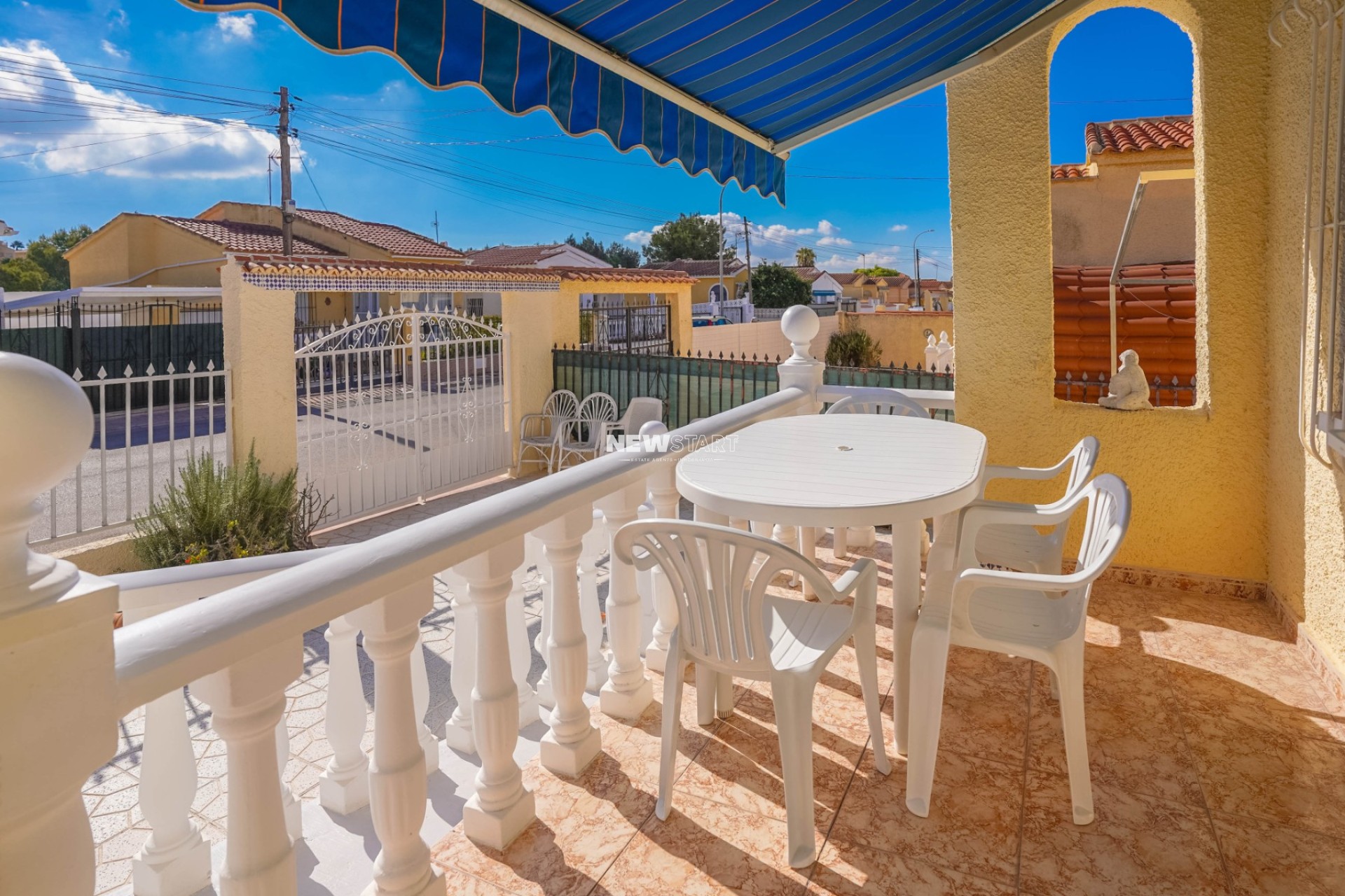 Resale - Detached - La Marina - Urb. La Marina