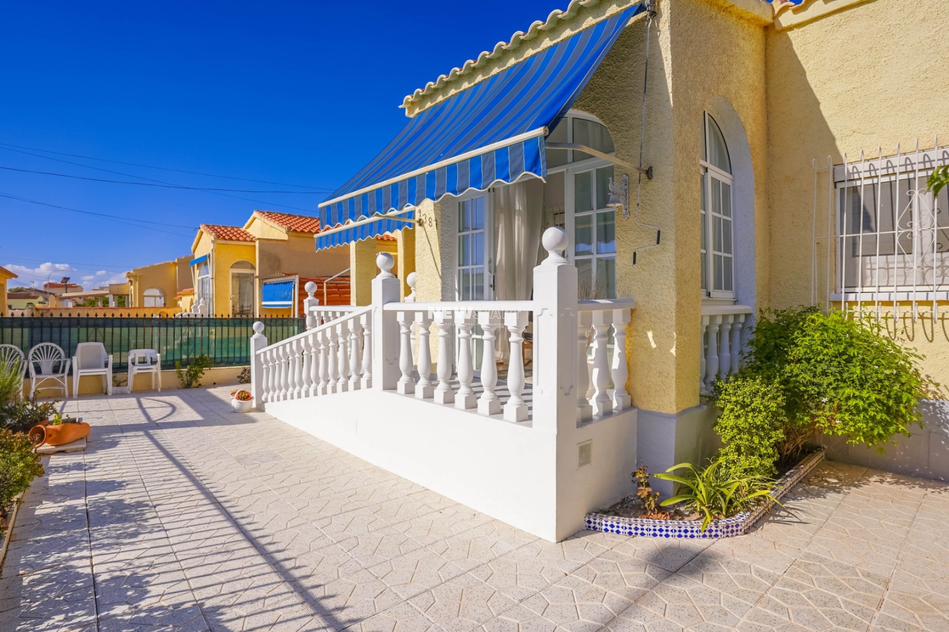 Resale - Detached - La Marina - Urb. La Marina