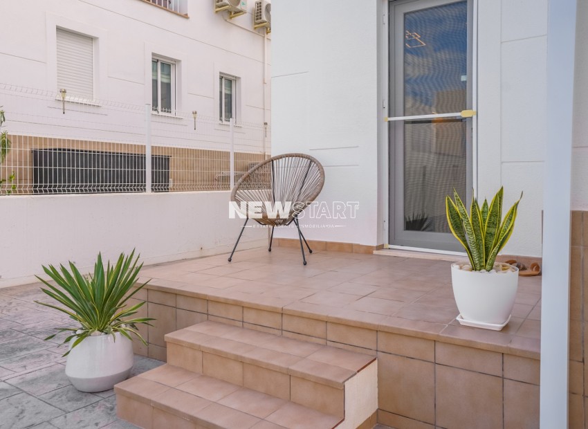 Resale - Detached - La Marina - Urb. La Marina