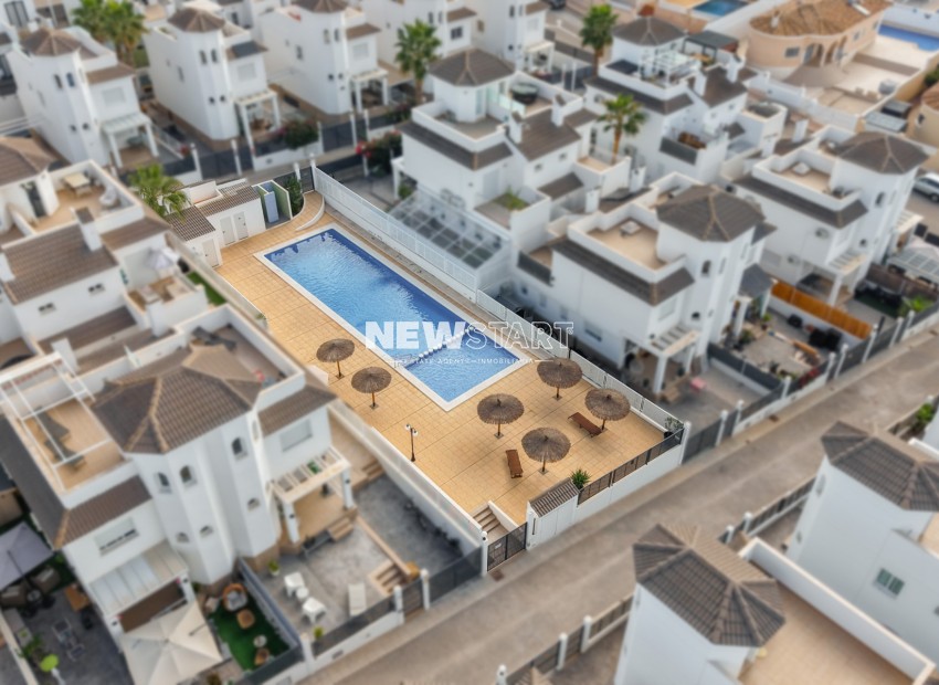 Resale - Detached - La Marina - Urb. La Marina