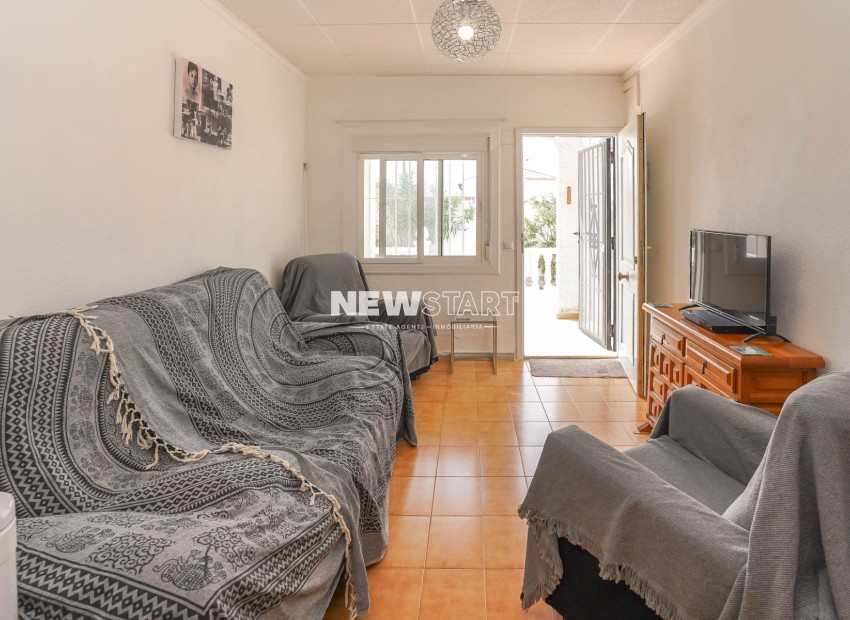 Resale - Detached - La Marina - Urb. La Marina