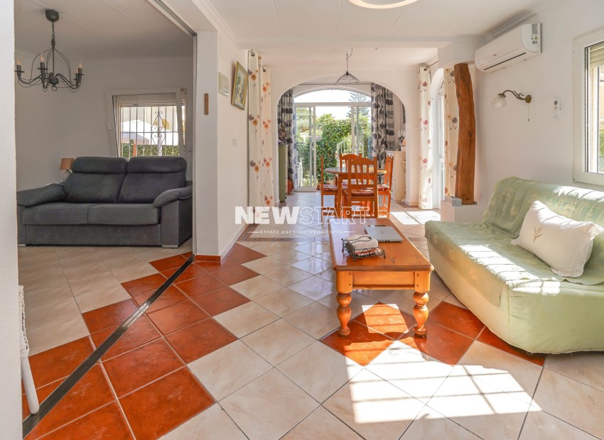 Resale - Detached - La Marina - Urb. La Marina