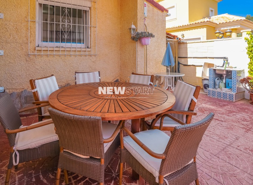 Resale - Detached - La Marina - Urb. La Marina