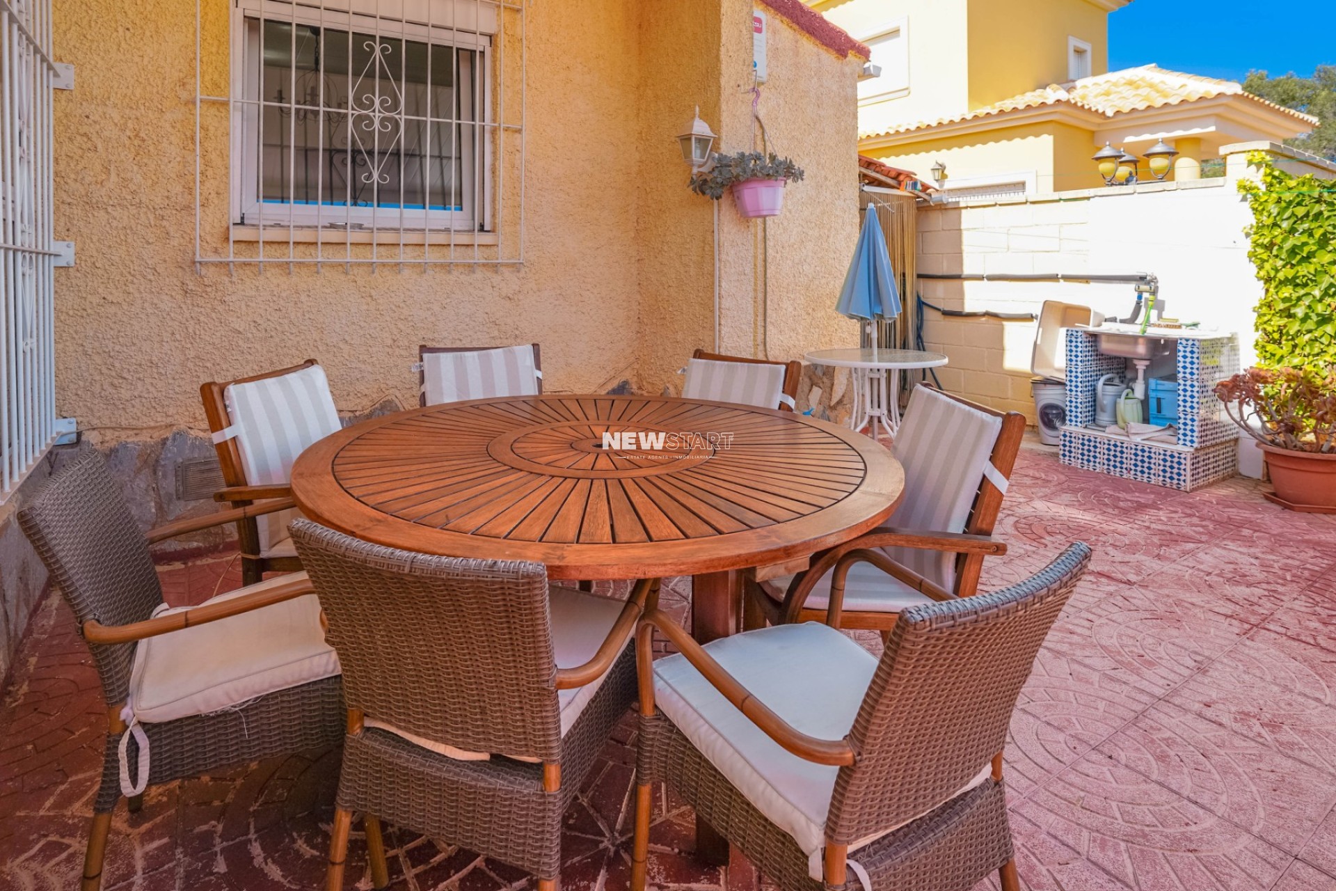 Resale - Detached - La Marina - Urb. La Marina
