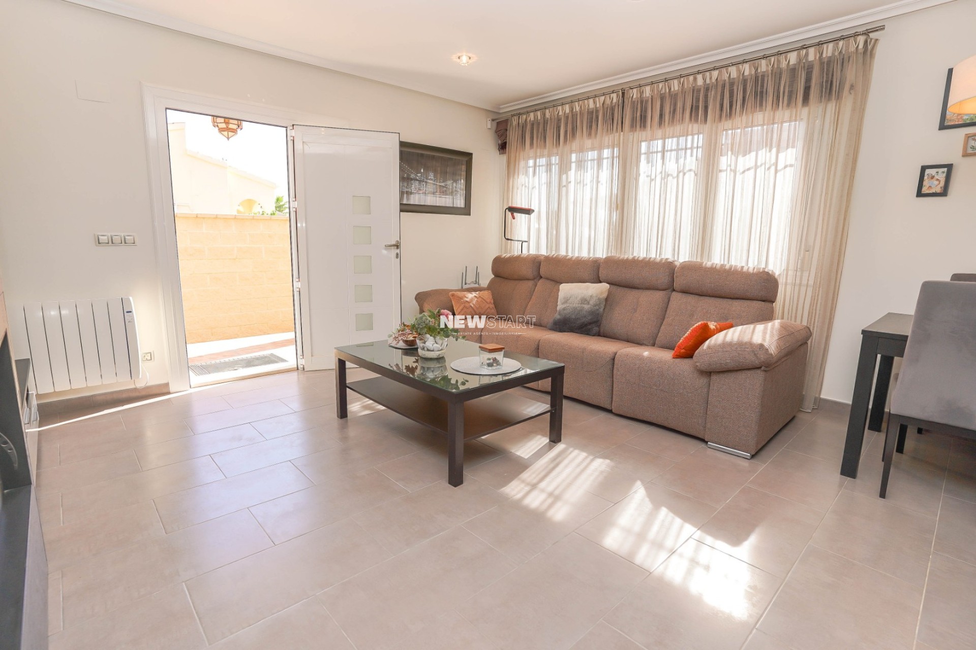 Resale - Detached - La Marina - Urb. La Marina