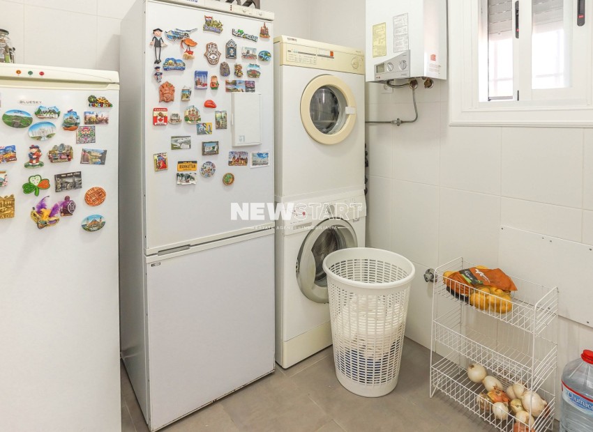 Resale - Detached - La Marina - Urb. La Marina