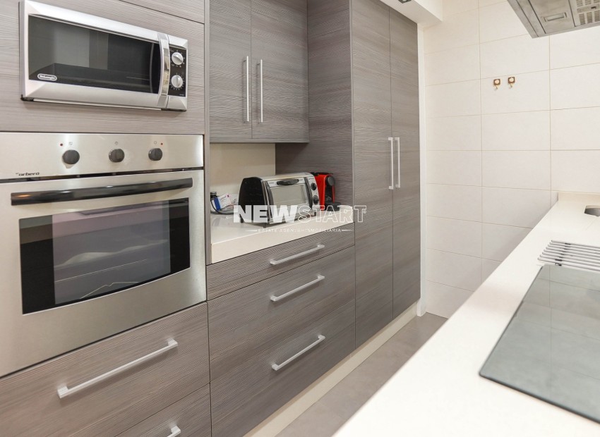 Resale - Detached - La Marina - Urb. La Marina