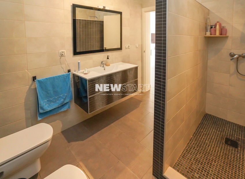 Resale - Detached - La Marina - Urb. La Marina