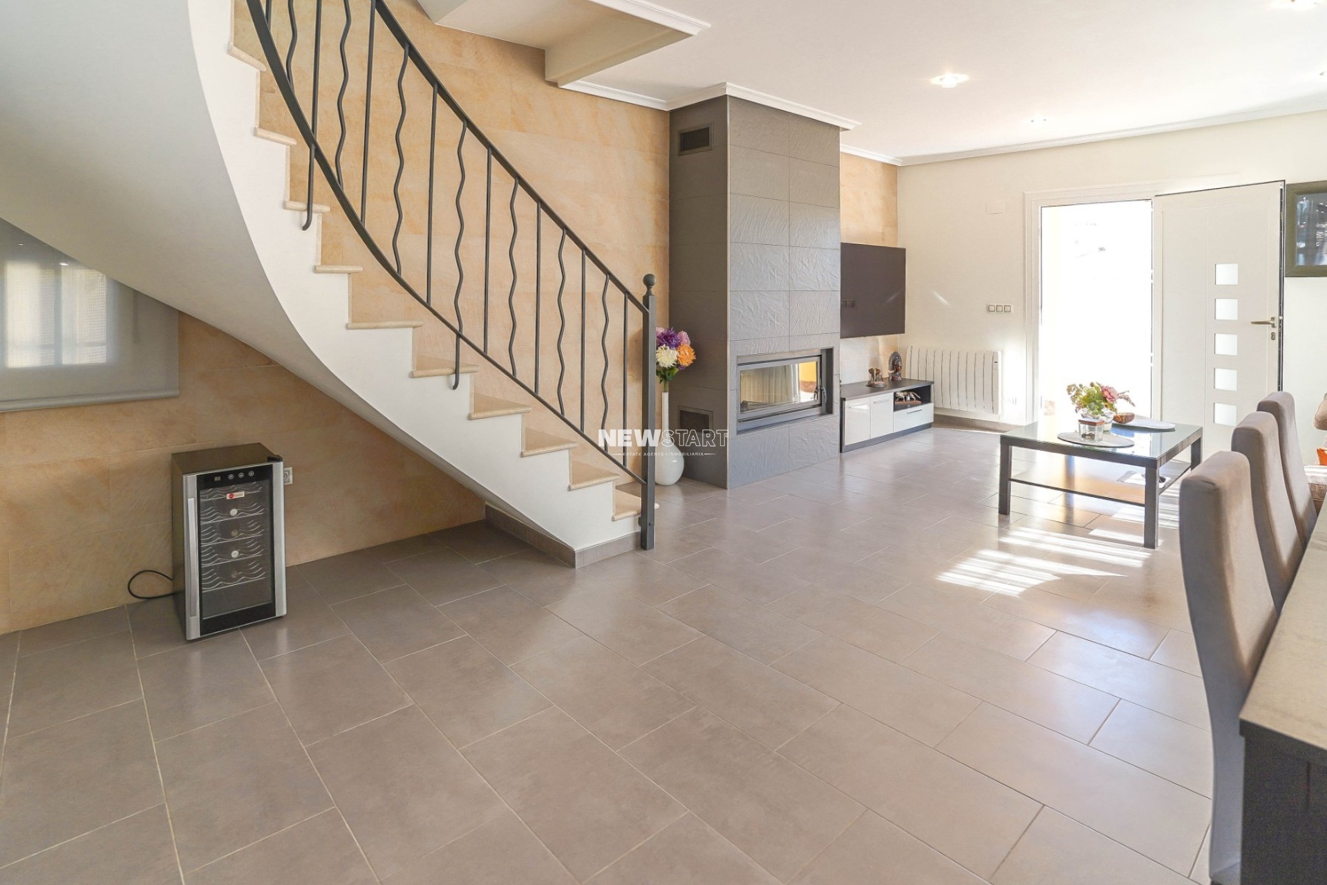 Resale - Detached - La Marina - Urb. La Marina