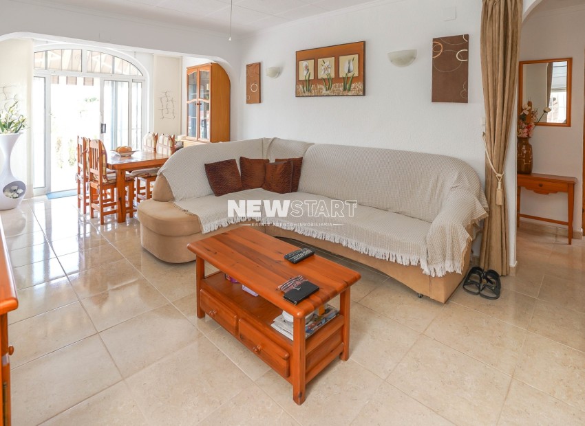 Resale - Detached - La Marina - Urb. La Marina