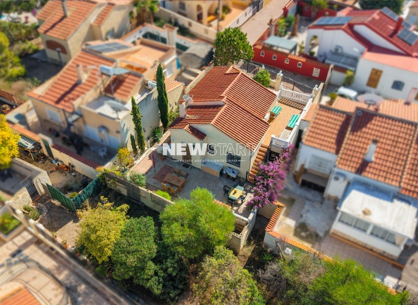 Resale - Detached - La Marina - Urb. La Marina
